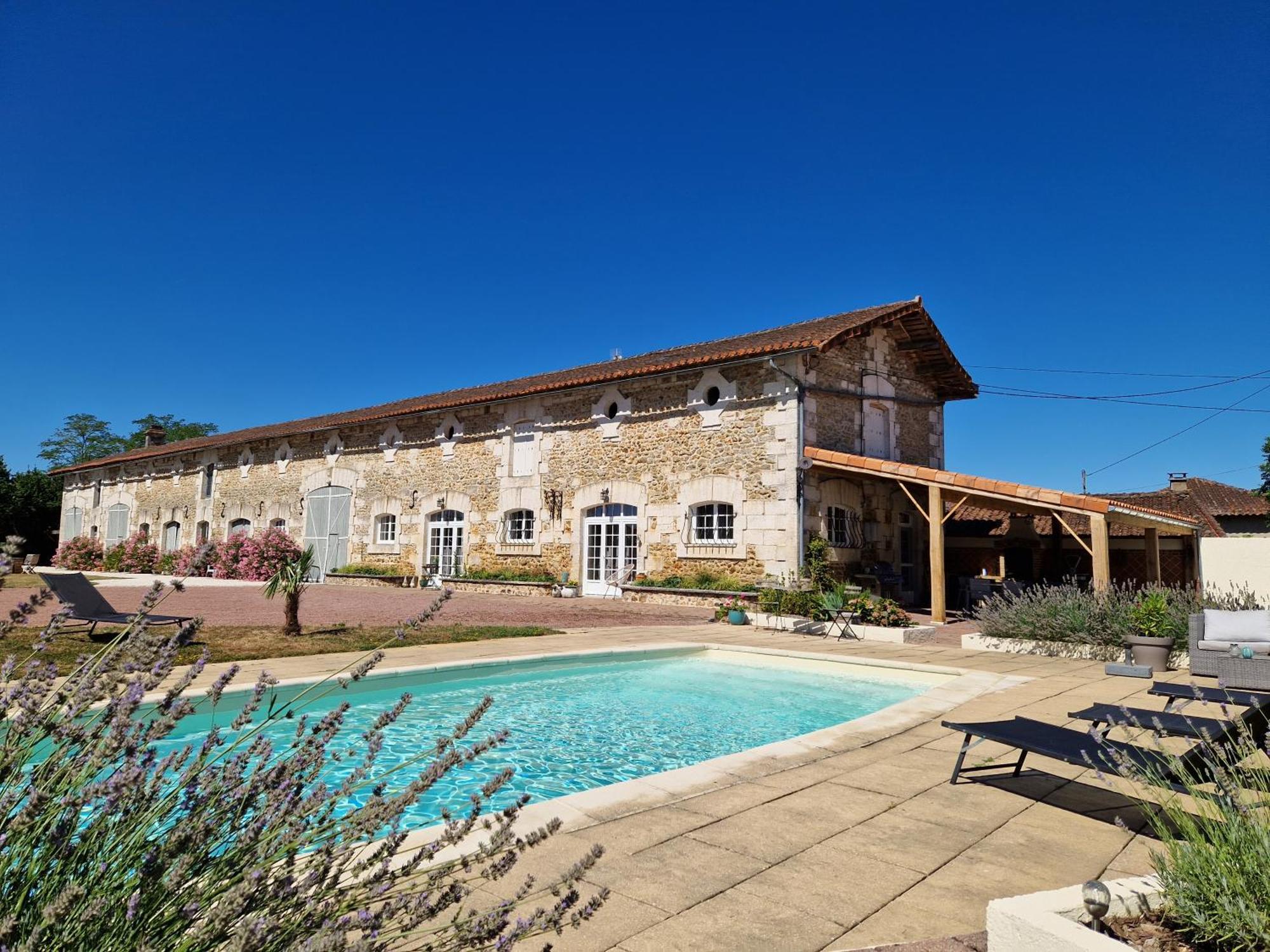Bed and Breakfast Les Quintanes Suaux Экстерьер фото